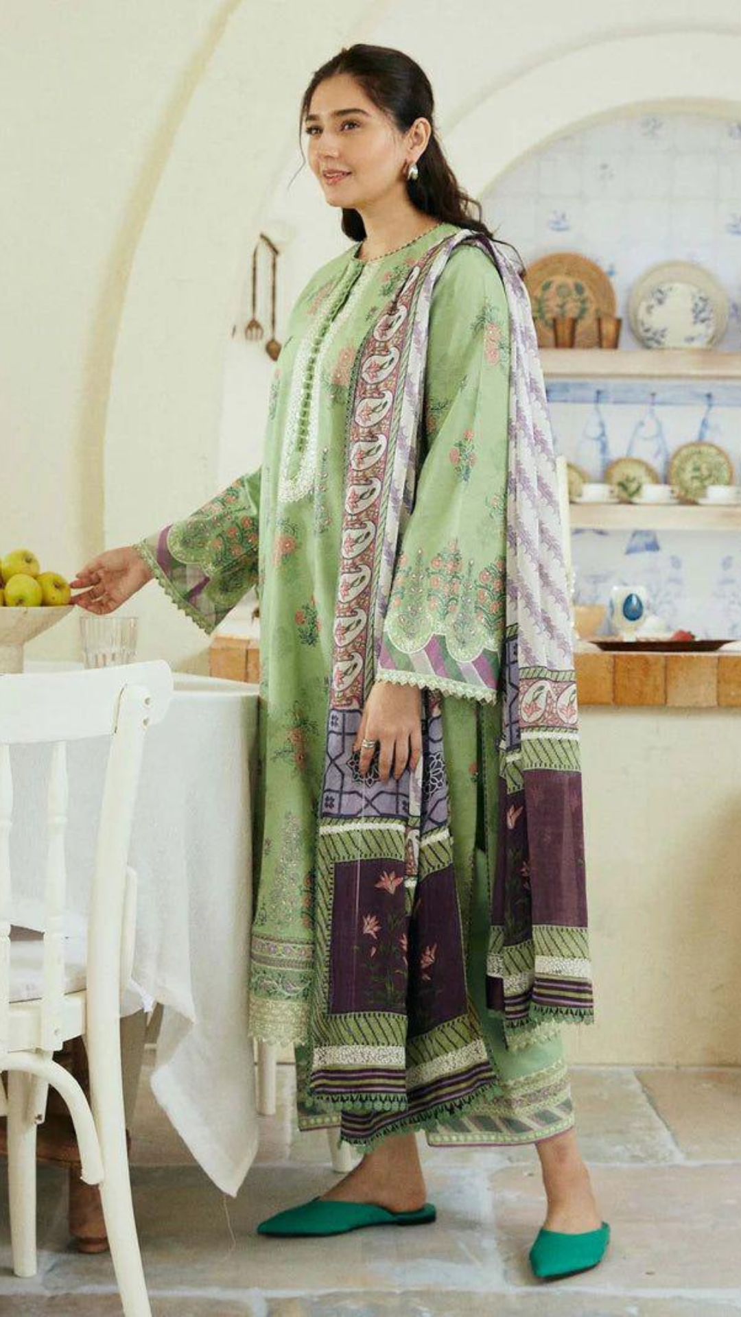 Zara ShahJahan Unstitched 3 piece lawn embroidered suit D551