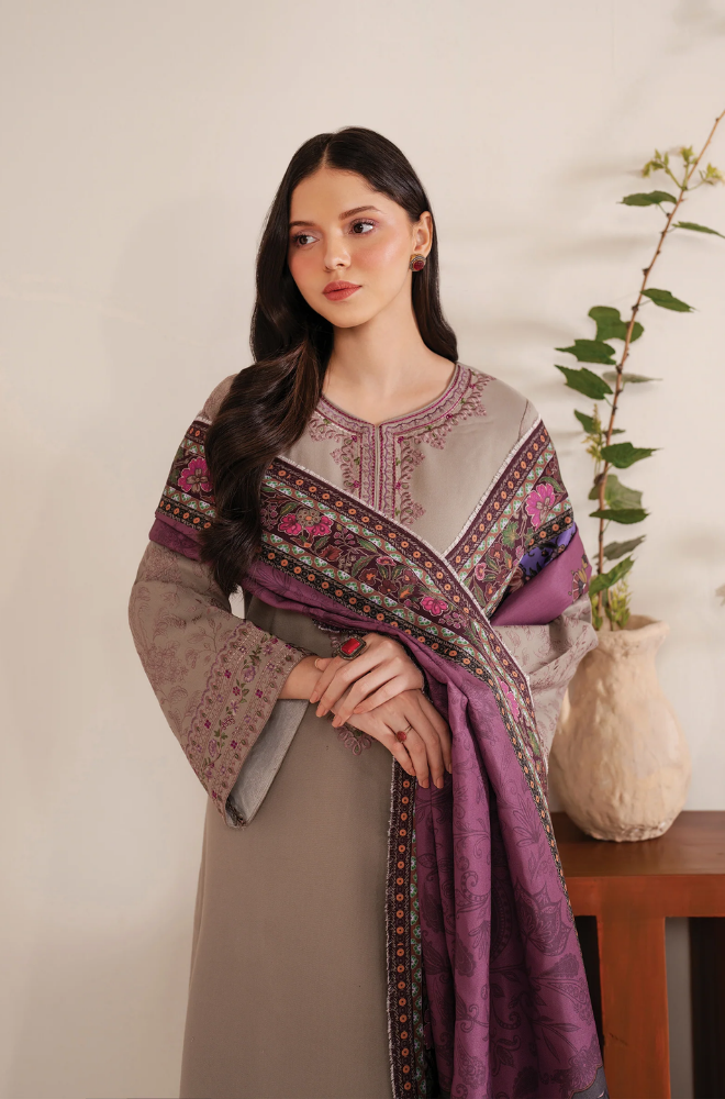 Garnet Unstitched 3 piece lawn embroidered suit D556