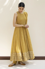Dyot Unstitched 3 piece lawn Embroidered suit D579